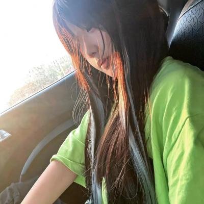 肮脏的黑袋子